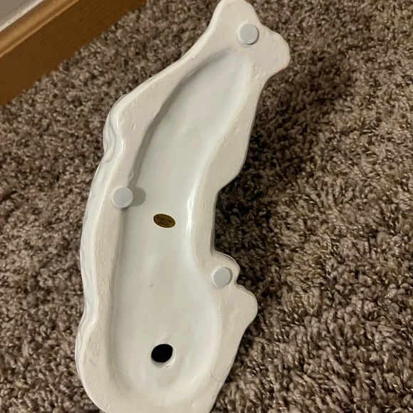 Ceramic White Leopard Figurine - Picture 5 of 5